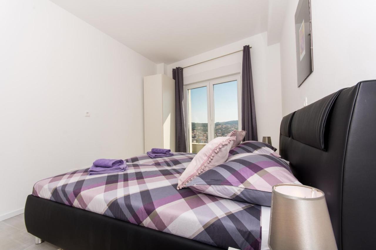 Apartment Julia Trogir Eksteriør billede