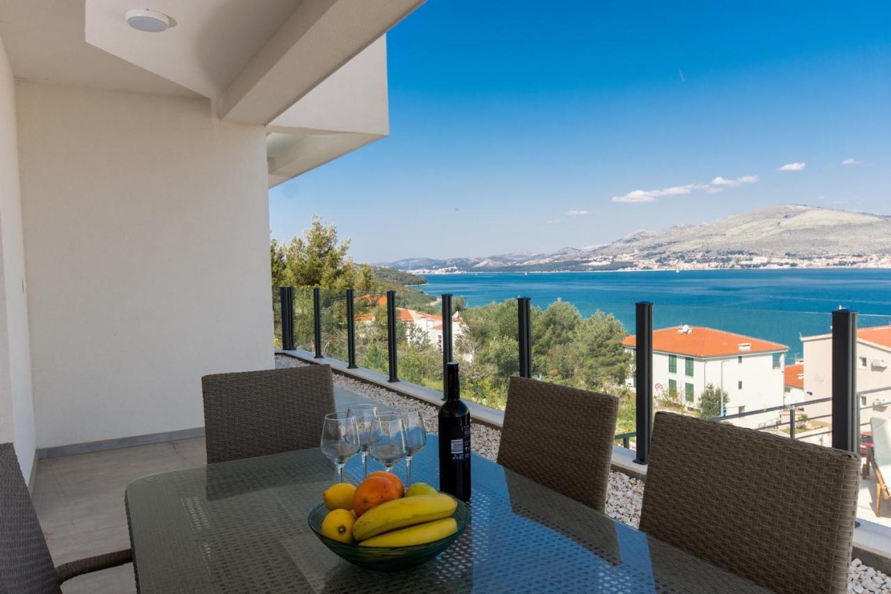 Apartment Julia Trogir Eksteriør billede