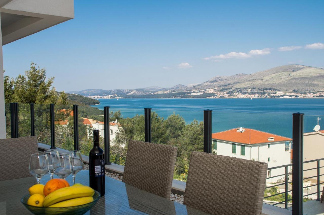 Apartment Julia Trogir Eksteriør billede